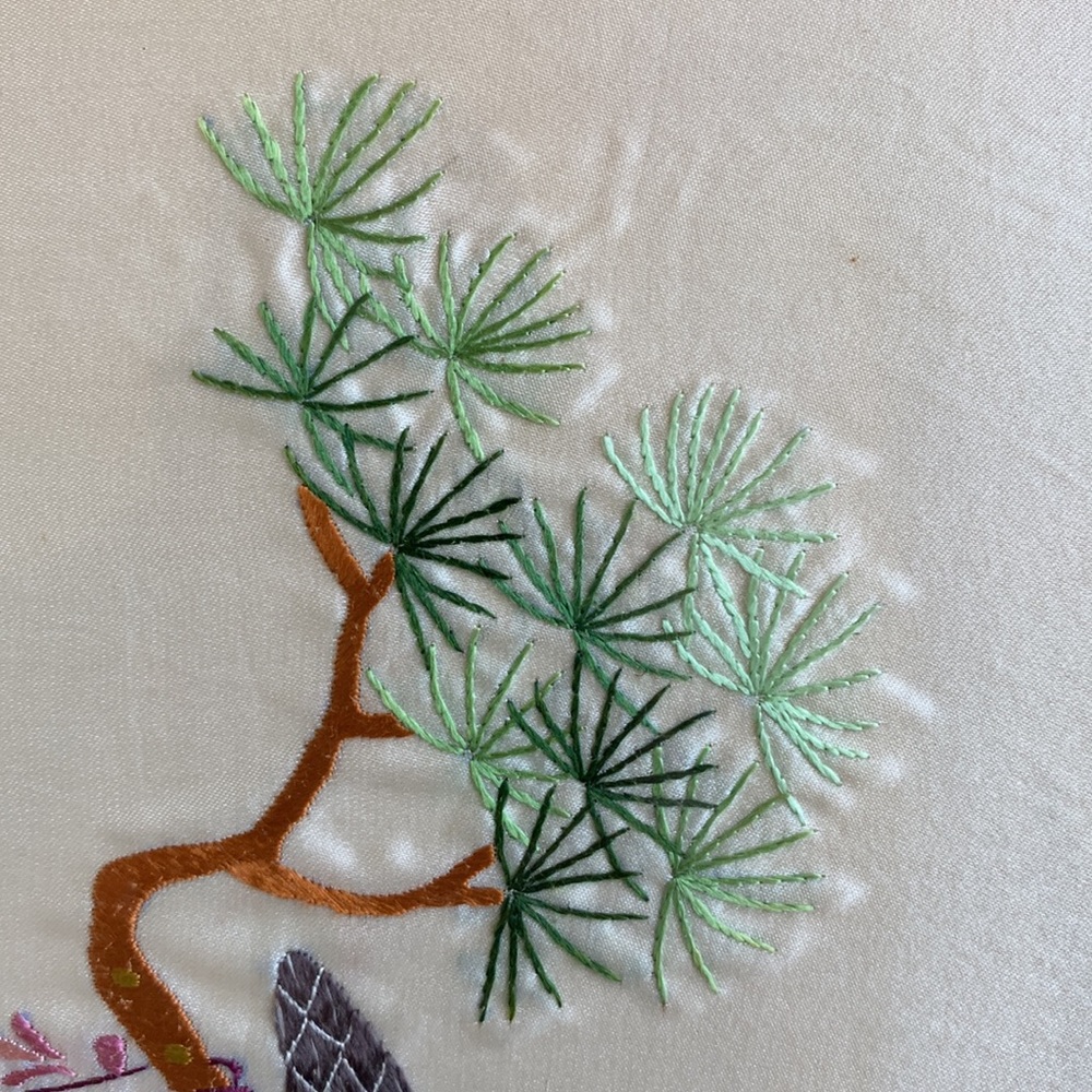 Vintage Silk Embroidery Sloth - Picture 4 of 9